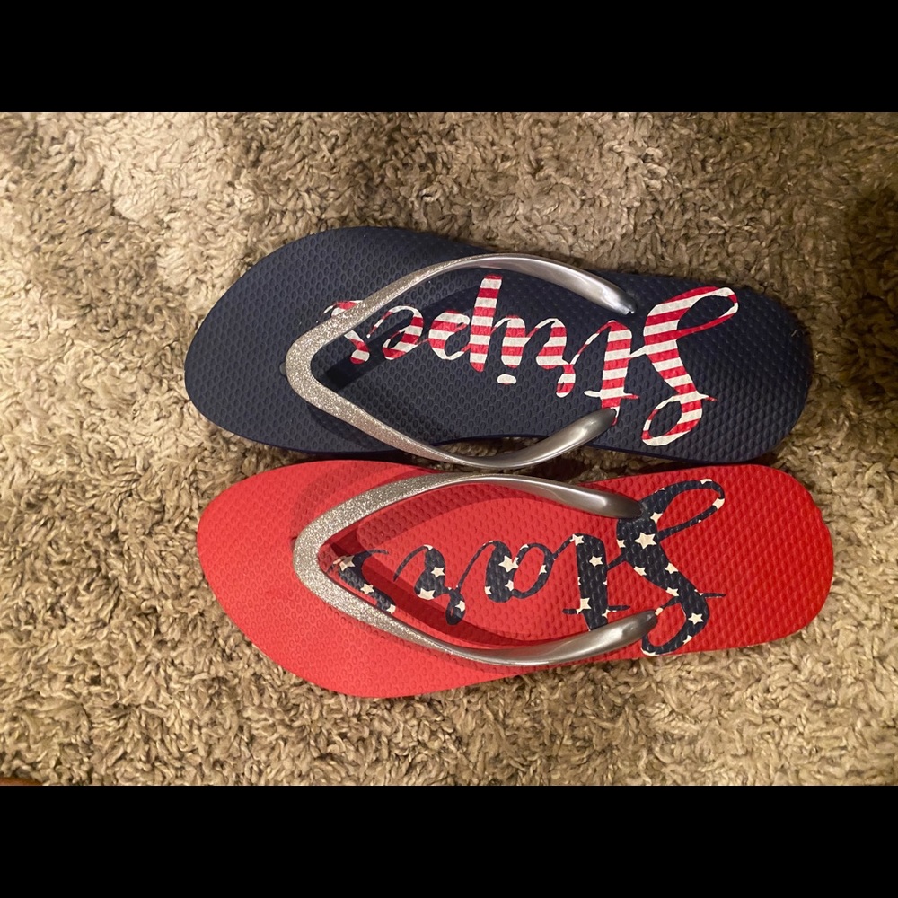 Size 8 Patriotic flip flops